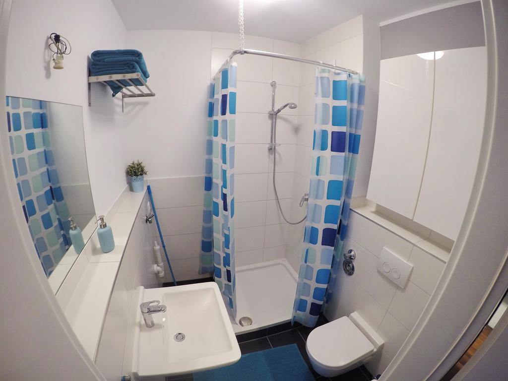 Apartment Christian โคโลญ ภายนอก รูปภาพ
